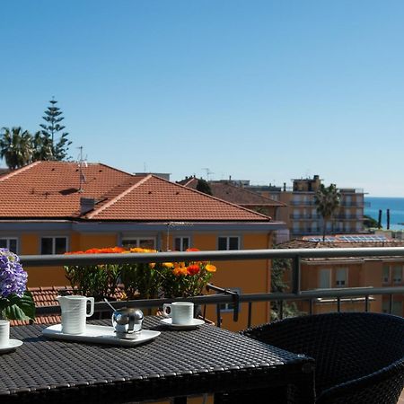 Hotel Ristorante La Marina Mhotelsgroup 圣巴特罗摩艾美尔 外观 照片