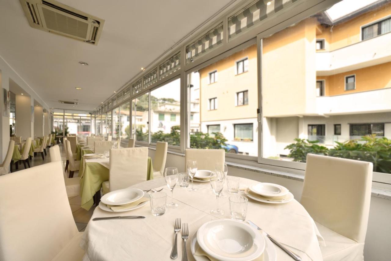 Hotel Ristorante La Marina Mhotelsgroup 圣巴特罗摩艾美尔 外观 照片