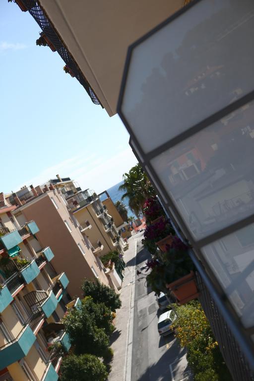 Hotel Ristorante La Marina Mhotelsgroup 圣巴特罗摩艾美尔 外观 照片